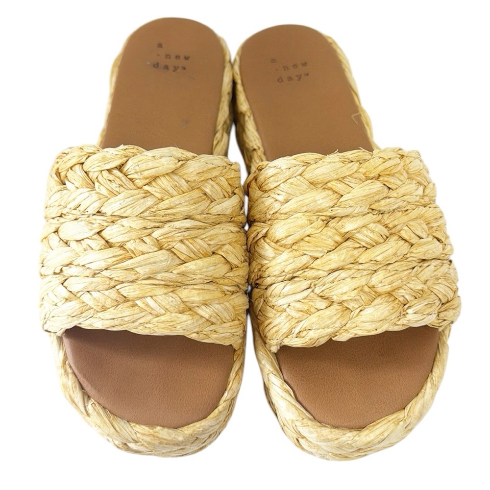 A NEW DAY Straw Slides Platform Sandals Size 7-7.5